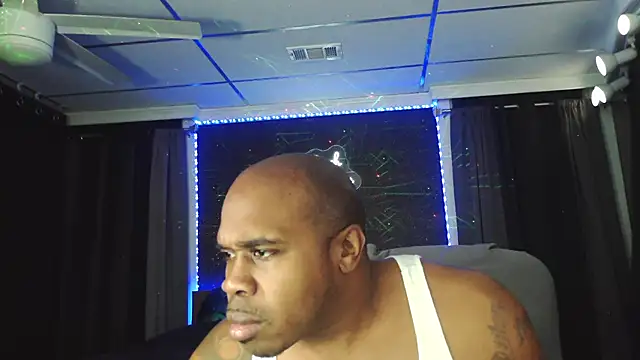 Dcrush17 online show from February 8, 2025, 4:14 am