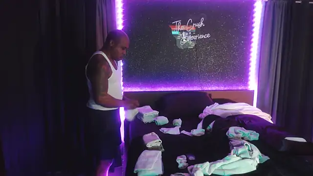 Dcrush17 online show from March 16, 2025, 5:03 am