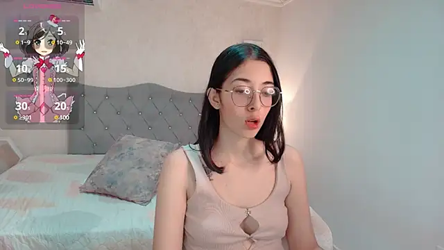 brooklove doll online show from March 12, 2025, 7:49 pm