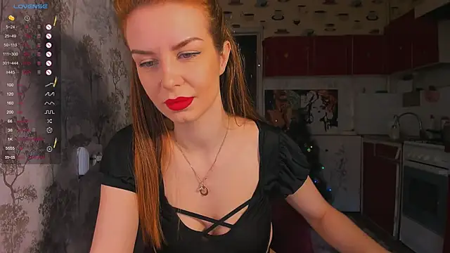 the perfectgirl online show from January 17, 2025, 9:49 am