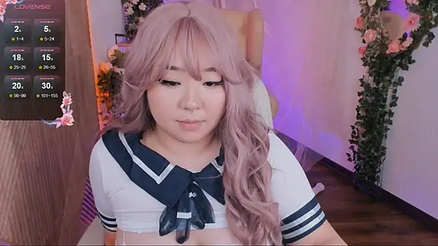 Snapshot of mei_honey_ chatting on December 15, 2024, 4:59 pm mei honey  online show from December 15, 2024, 4:59 pm