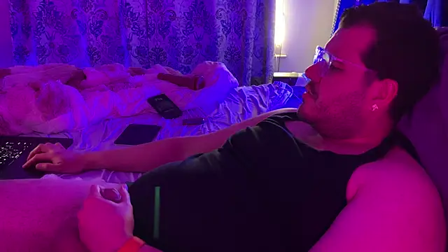 bearcloudcomputa online show from March 15, 2025, 12:15 am