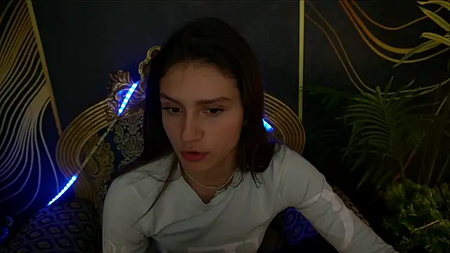 ValeryRoyale online show from February 4, 2025, 12:00 pm