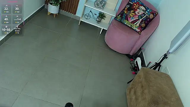 Snapshot of Dalila_Sky chatting on October 31, 2025, 6:09 pm Dalila Sky online show from October 31, 2025, 6:09 pm