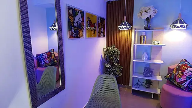 Snapshot of Dalila_Sky chatting on November 4, 2025, 6:07 pm Dalila Sky online show from November 4, 2025, 6:07 pm