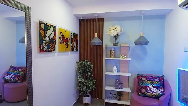 Snapshot of Dalila_Sky chatting on November 8, 2025, 6:07 pm Dalila Sky online show from November 8, 2025, 6:07 pm