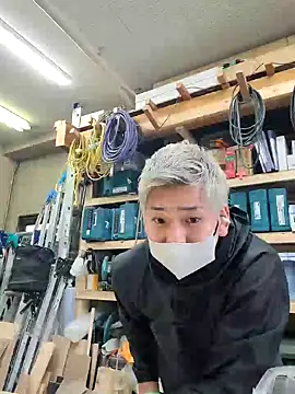 da--------i online show from February 23, 2025, 12:41 am