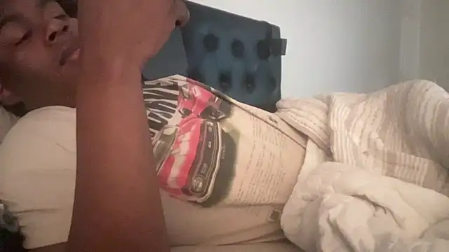 Snapshot of tokenkingtn chatting on October 25, 2025, 4:57 pm tokenkingtn online show from October 25, 2025, 4:57 pm