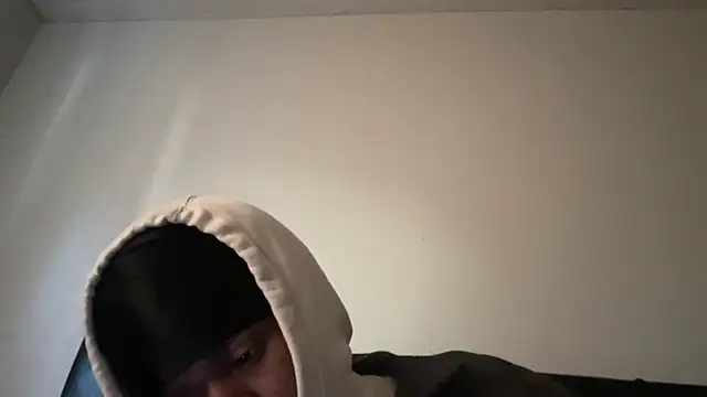 Snapshot of tokenkingtn chatting on November 18, 2025, 2:32 pm tokenkingtn online show from November 18, 2025, 2:32 pm