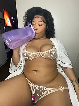 Snapshot of dvtbvby chatting on February 25, 2025, 7:31 am dvtbvby online show from February 25, 2025, 7:31 am