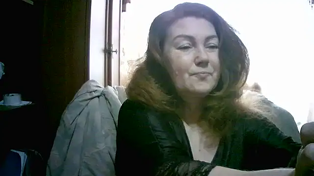 Madame-Butterfly online show from December 14, 2025, 7:47 am