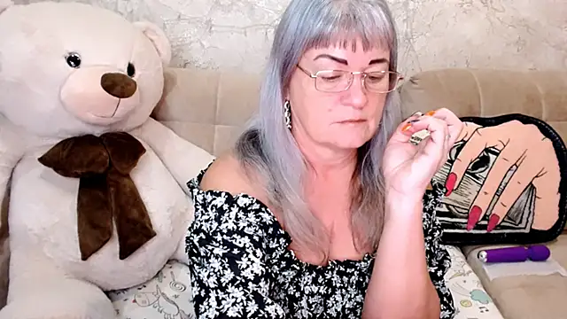 Snapshot of SiberiabBerry chatting on November 7, 2025, 12:54 am SiberiabBerry online show from November 7, 2025, 12:54 am