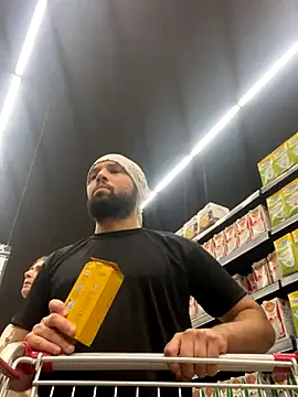 Snapshot of Gasc_1992 chatting on November 1, 2025, 8:11 pm Gasc 1992 online show from November 1, 2025, 8:11 pm