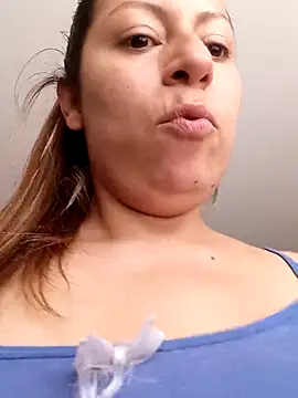 Snapshot of Katalina_S3xy chatting on February 19, 2025, 5:27 pm Katalina S3xy online show from February 19, 2025, 5:27 pm