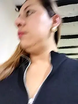 Snapshot of Katalina_S3xy chatting on February 23, 2025, 1:32 pm Katalina S3xy online show from February 23, 2025, 1:32 pm