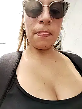 Snapshot of Katalina_S3xy chatting on February 27, 2025, 3:37 pm Katalina S3xy online show from February 27, 2025, 3:37 pm
