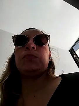 Snapshot of Katalina_S3xy chatting on February 28, 2025, 4:31 pm Katalina S3xy online show from February 28, 2025, 4:31 pm