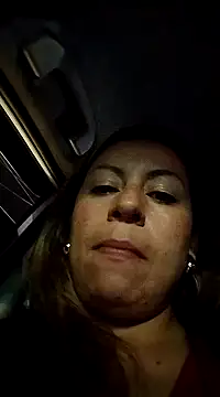 Snapshot of Katalina_S3xy chatting on March 6, 2025, 12:21 am Katalina S3xy online show from March 6, 2025, 12:21 am