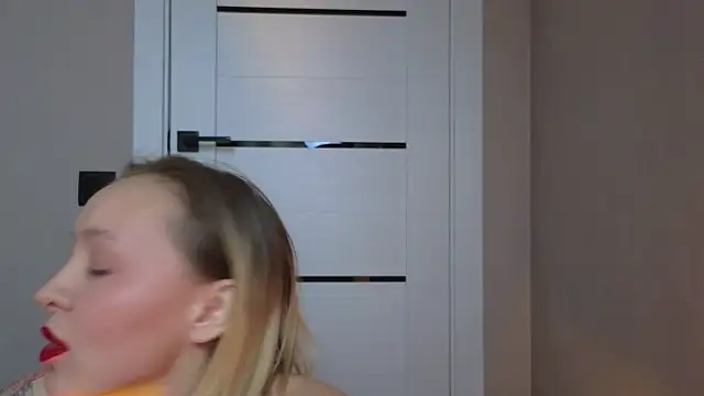 Snapshot of Your_Auggie chatting on January 6, 2025, 11:40 am Your Auggie online show from January 6, 2025, 11:40 am