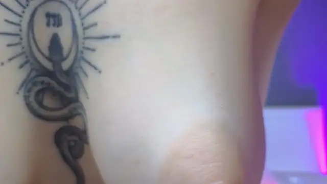 Snapshot of Your_Auggie chatting on March 19, 2025, 8:55 am Your Auggie online show from March 19, 2025, 8:55 am