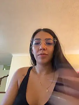 Snapshot of StaceyJones1 chatting on November 8, 2025, 4:18 pm StaceyJones1 online show from November 8, 2025, 4:18 pm