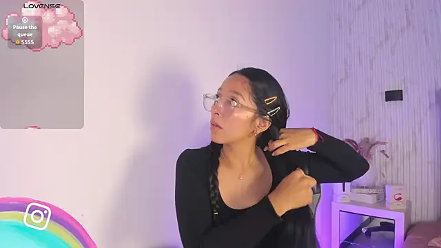 Snapshot of Valery_wang chatting on November 4, 2025, 12:04 pm Valery wang online show from November 4, 2025, 12:04 pm