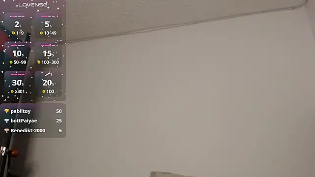 Snapshot of pamela_ chatting on December 23, 2024, 8:00 am pamela  online show from December 23, 2024, 8:00 am