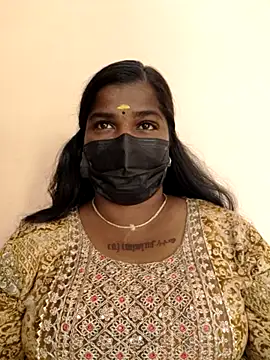 sulekha-mallu online show from October 2, 2025, 4:41 am