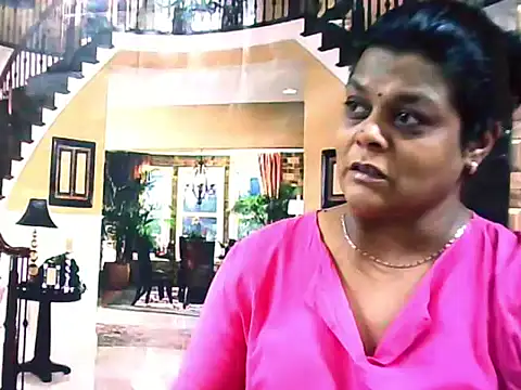 indianCherryPie online show from September 30, 2025, 5:45 am