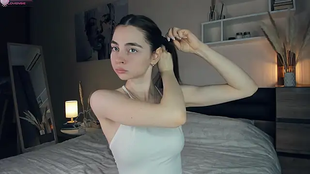 MaryJacksoon online show from January 11, 2025, 7:28 am