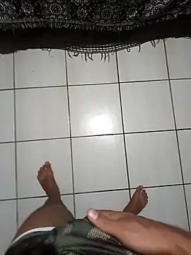 Snapshot of 1995eduardo chatting on February 26, 2025, 11:59 pm 1995eduardo online show from February 26, 2025, 11:59 pm