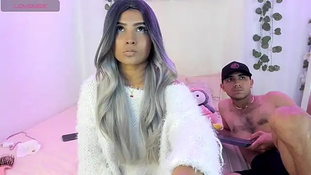 catalina and roger online show from October 19, 2025, 8:20 pm