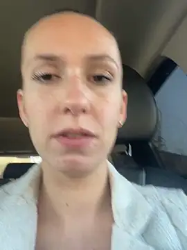 lola tentatiion online show from March 19, 2025, 8:45 am