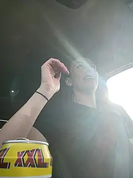 lola tentatiion online show from March 21, 2025, 8:50 am