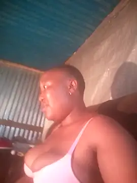 SEXXYBUTTSxx online show from October 28, 2025, 8:18 am