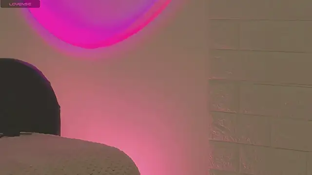 Ariel  Blossom online show from March 12, 2025, 7:02 am