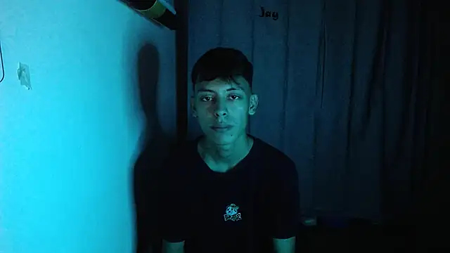 Snapshot of freddy_romas chatting on December 8, 2024, 3:10 am freddy romas online show from December 8, 2024, 3:10 am