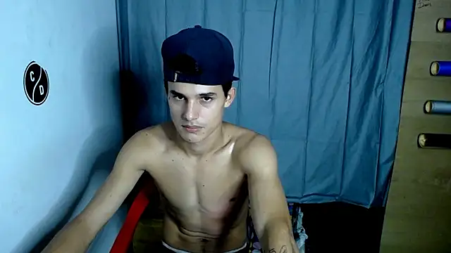 Snapshot of freddy_romas chatting on February 9, 2025, 1:11 am freddy romas online show from February 9, 2025, 1:11 am