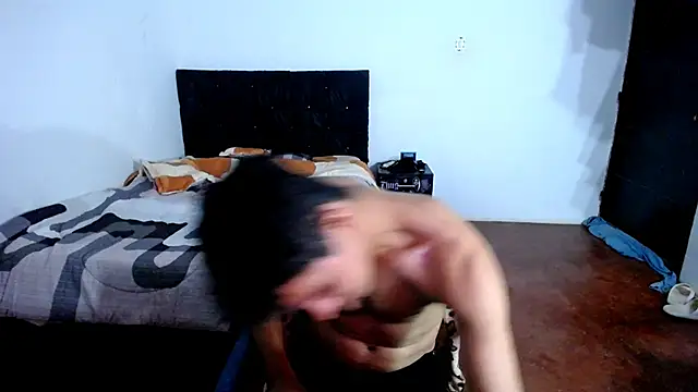 Snapshot of freddy_romas chatting on October 4, 2025, 12:30 am freddy romas online show from October 4, 2025, 12:30 am