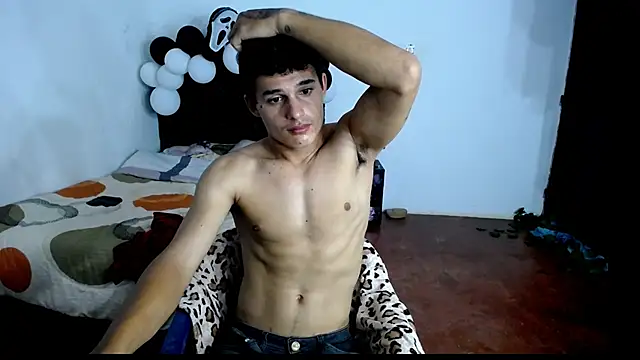 Snapshot of freddy_romas chatting on October 9, 2025, 1:14 am freddy romas online show from October 9, 2025, 1:14 am