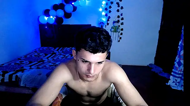 Snapshot of freddy_romas chatting on October 27, 2025, 10:47 pm freddy romas online show from October 27, 2025, 10:47 pm