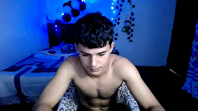 Snapshot of freddy_romas chatting on November 16, 2025, 3:39 pm freddy romas online show from November 16, 2025, 3:39 pm