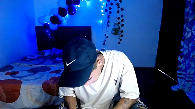 Snapshot of freddy_romas chatting on November 25, 2025, 6:52 pm freddy romas online show from November 25, 2025, 6:52 pm