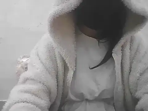 Snapshot of Pie066_ chatting on January 3, 2025, 5:06 am Pie066 online show from January 3, 2025, 5:06 am