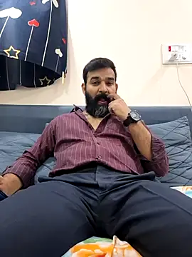 Fun Guuy online show from November 26, 2025, 10:49 am