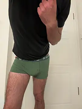 Snapshot of mrniceguy198 chatting on October 17, 2025, 9:06 pm mrniceguy198 online show from October 17, 2025, 9:06 pm