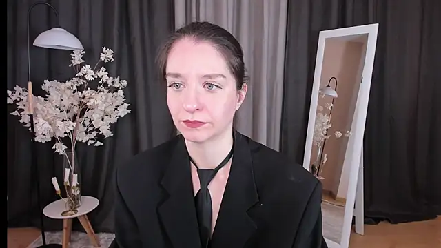 helentasty online show from March 12, 2025, 2:09 am