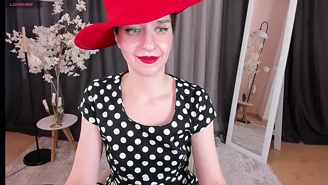 helentasty online show from March 17, 2025, 5:12 am