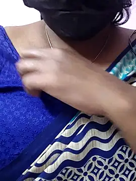 mallu-sumi online show from November 28, 2025, 5:37 pm