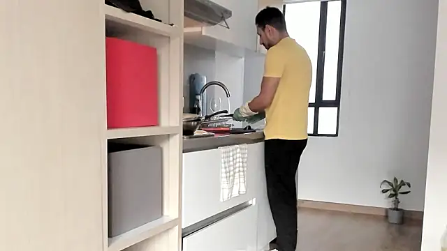 Snapshot of pablo-rincon95 chatting on December 26, 2024, 12:38 pm pablo-rincon95 online show from December 26, 2024, 12:38 pm